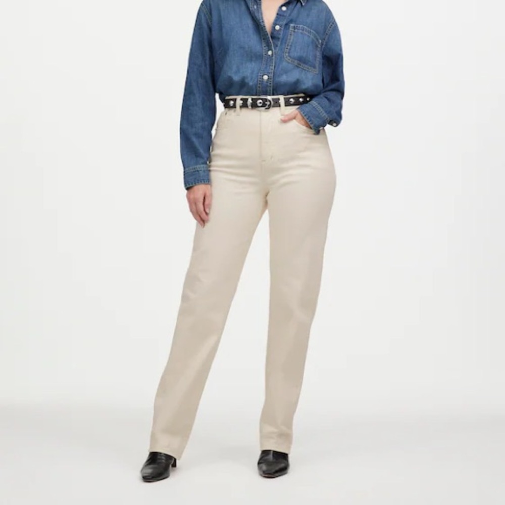 Madewell The Petite Curvy '90s Straight Jean in white/cream